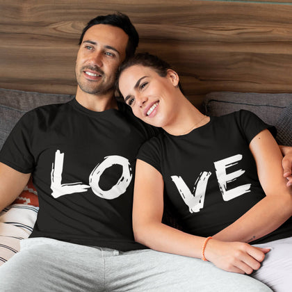 Set 2 Tricouri negre personalizate de cuplu - LOVE