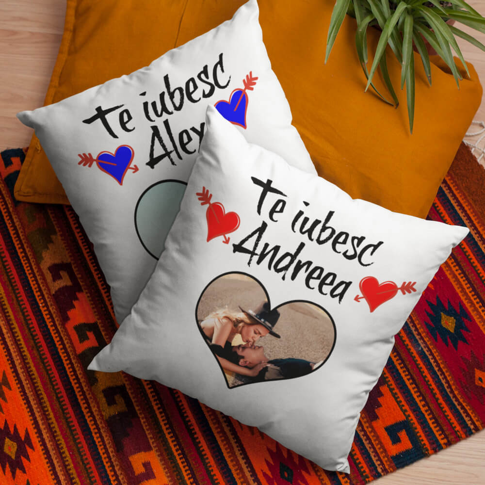 Set 2 Perne personalizate de cuplu cu poza si nume - Te iubesc - Revelarta.ro