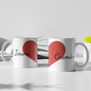 Set 2 Cani personalizate de cuplu cu text - Model inima - Revelarta.ro